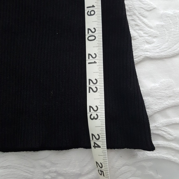 Women's Cache halter sweater top - Picture 5 of 7